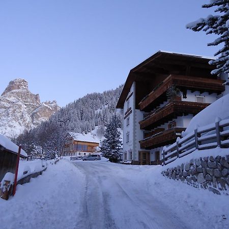 Albergo Alisander コルヴァーラ・イン・バディーア エクステリア 写真